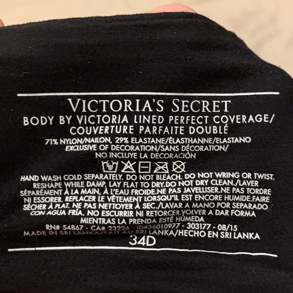 4 body by victoria and one tshirt bra - Victoria’s Secret - Picture 2 of 6